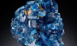 Эвклаз — редкий минерал, источник энергии и силы