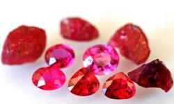Рубин — камень для романтиков, ищущих истинную любовь