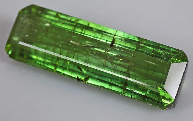 Зелёный камень