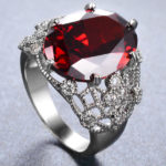 кольцо с алмазом